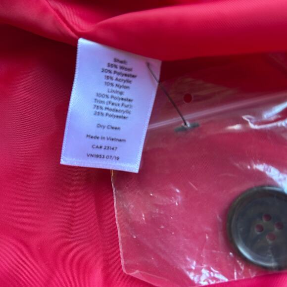 Talbots Red Bouclé Wool Dress Coat Black Faux Fur Collar Princess Large NWT $329 - Picture 10 of 13